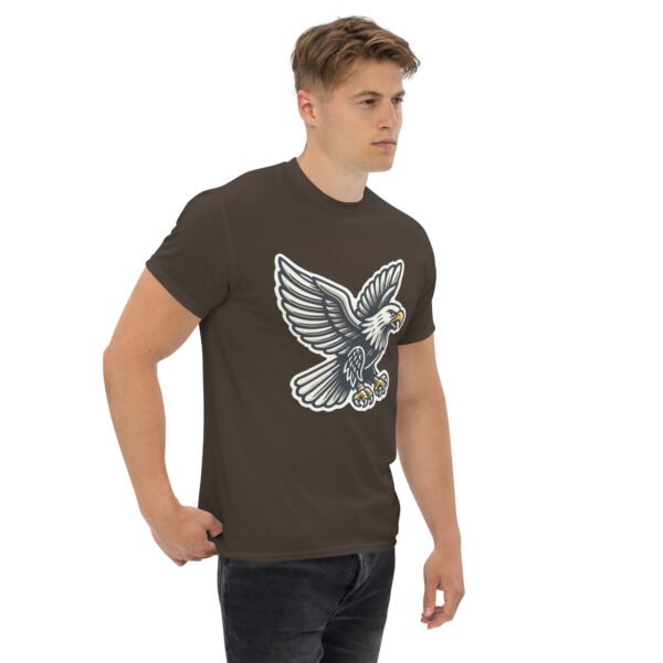 Eagle landing T-Shirt - Image 4